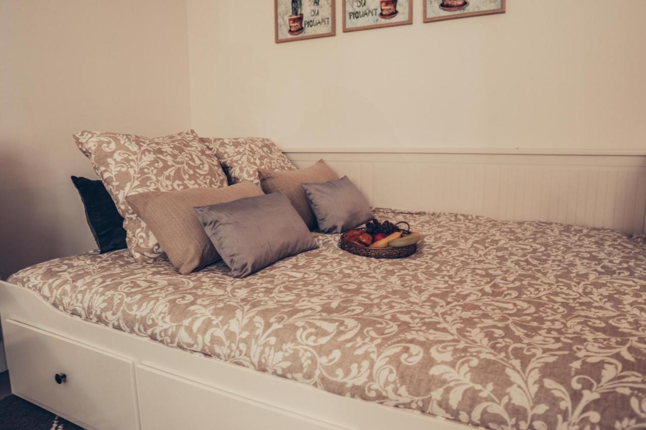 Magnifique Studio Centre Ville - Spacieux Climatisation Calme Rare Pas De Parking Prive Stationnement Gratuit Dans La Rue